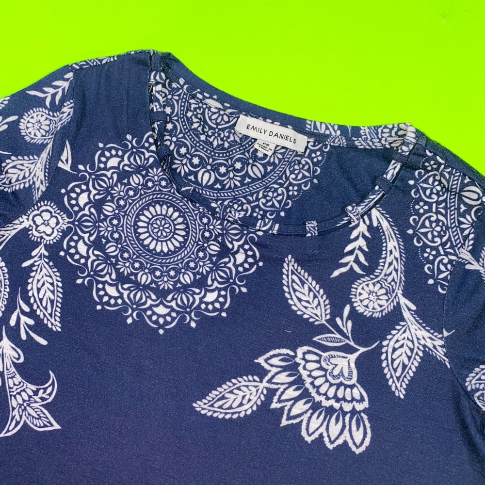Emily Daniels Womens PS‎ Navy Blue White Mandala Paisley 3/4 Sleeve Knit Top